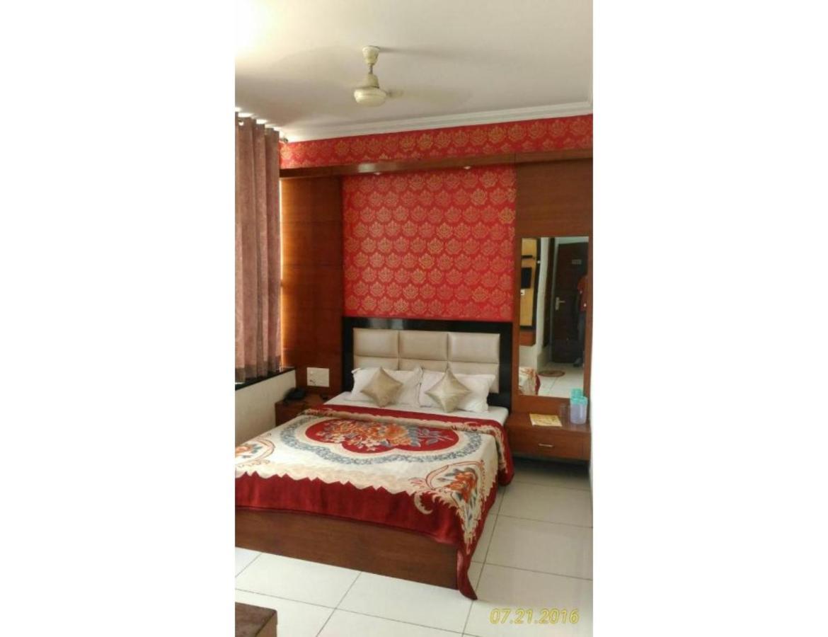 Hotel Kirandeep Agra Agra (Uttar Pradesh) Exterior photo